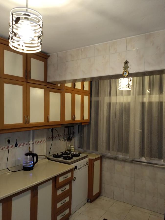 Feeling At Home In Istanbul Center 5 Minutes Walk To The Atakoey Metro Station & Metrobus Buitenkant foto