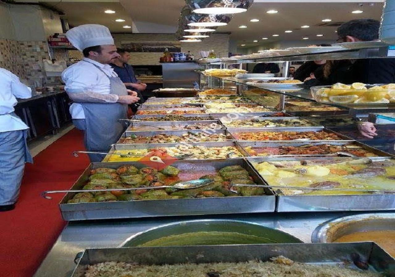 Feeling At Home In Istanbul Center 5 Minutes Walk To The Atakoey Metro Station & Metrobus Buitenkant foto