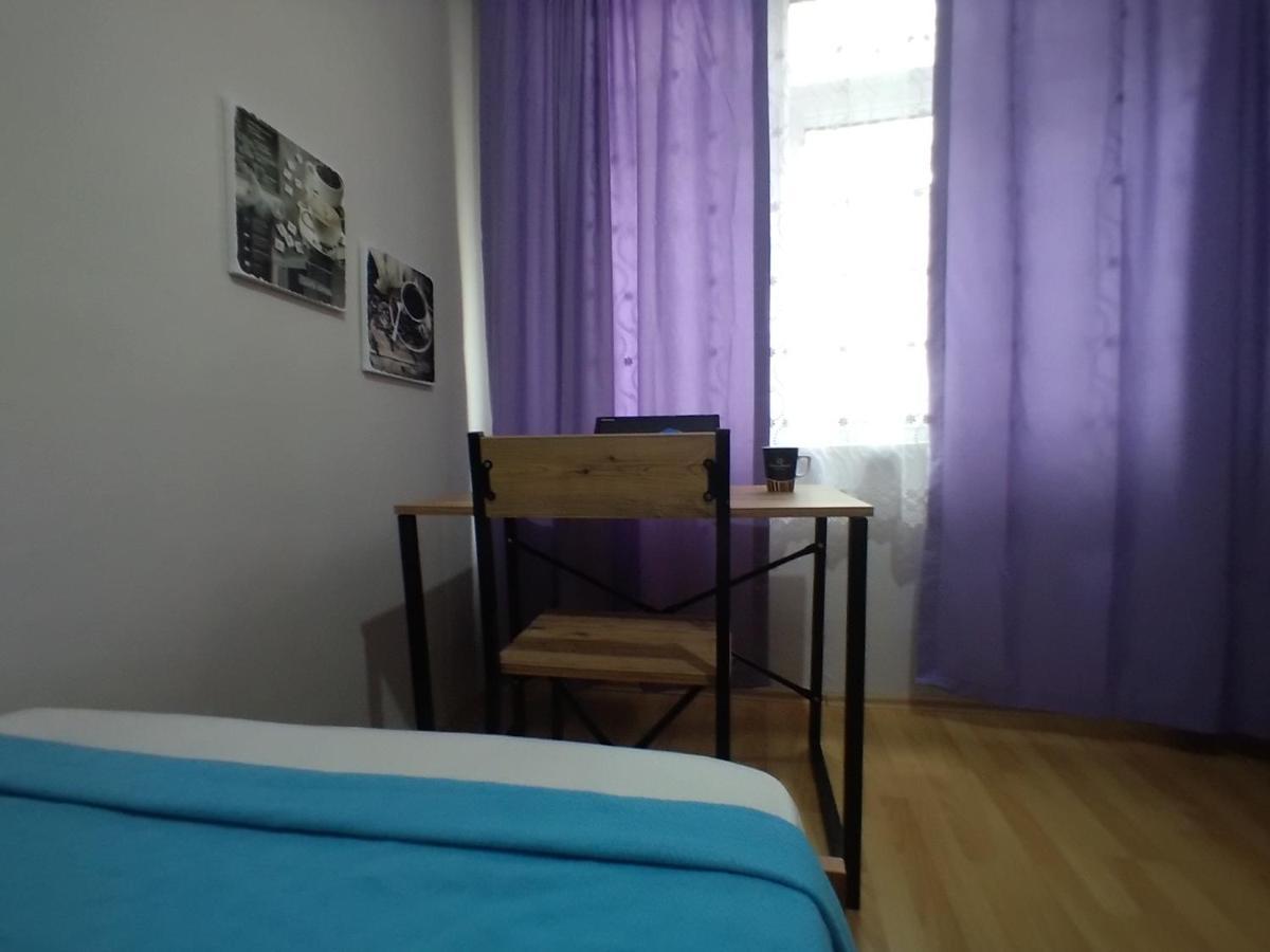 Feeling At Home In Istanbul Center 5 Minutes Walk To The Atakoey Metro Station & Metrobus Buitenkant foto