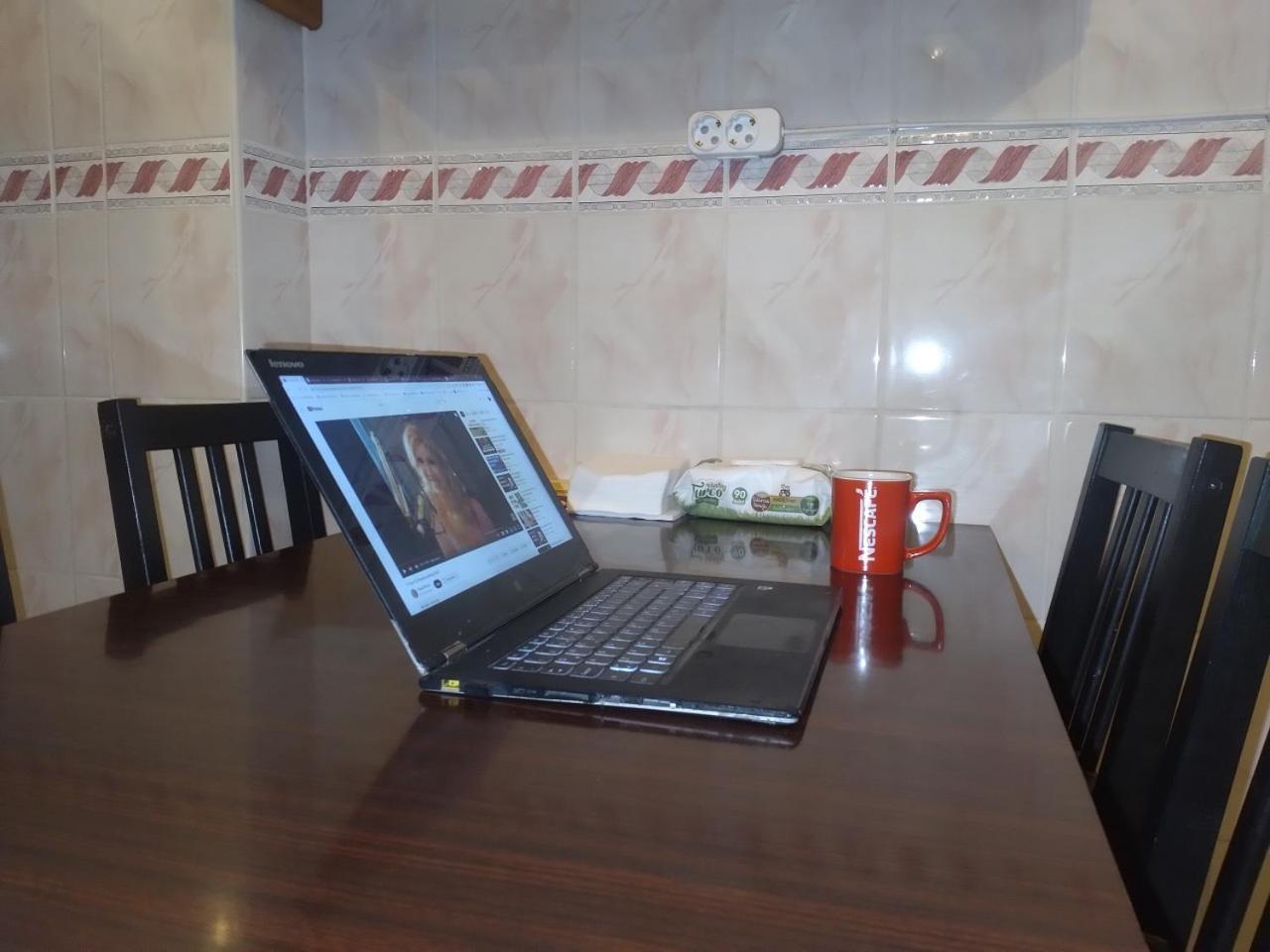 Feeling At Home In Istanbul Center 5 Minutes Walk To The Atakoey Metro Station & Metrobus Buitenkant foto